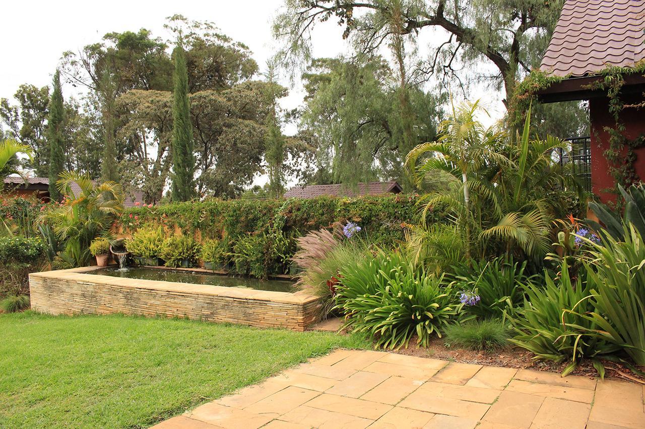 Le Rustique Hotel Nanyuki Kültér fotó