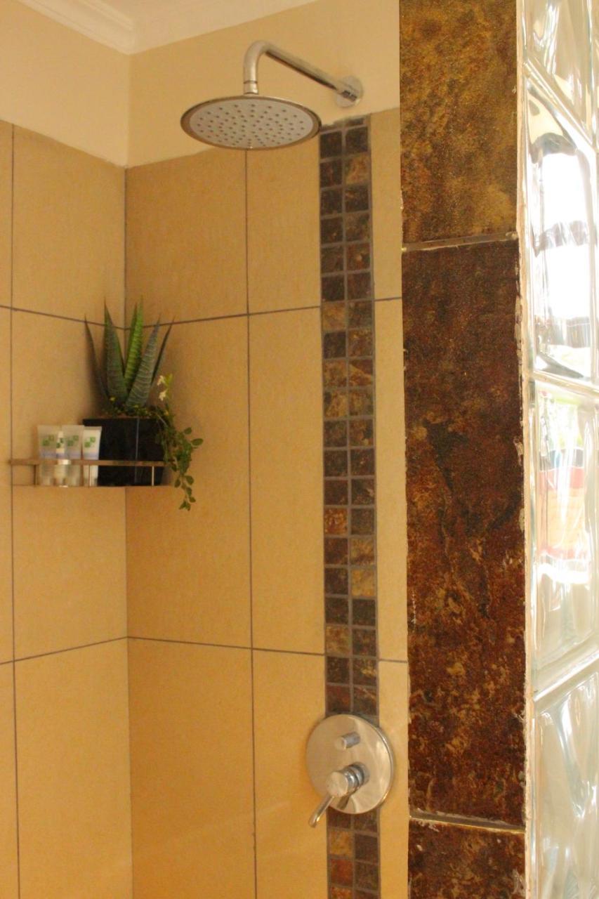 Le Rustique Hotel Nanyuki Kültér fotó
