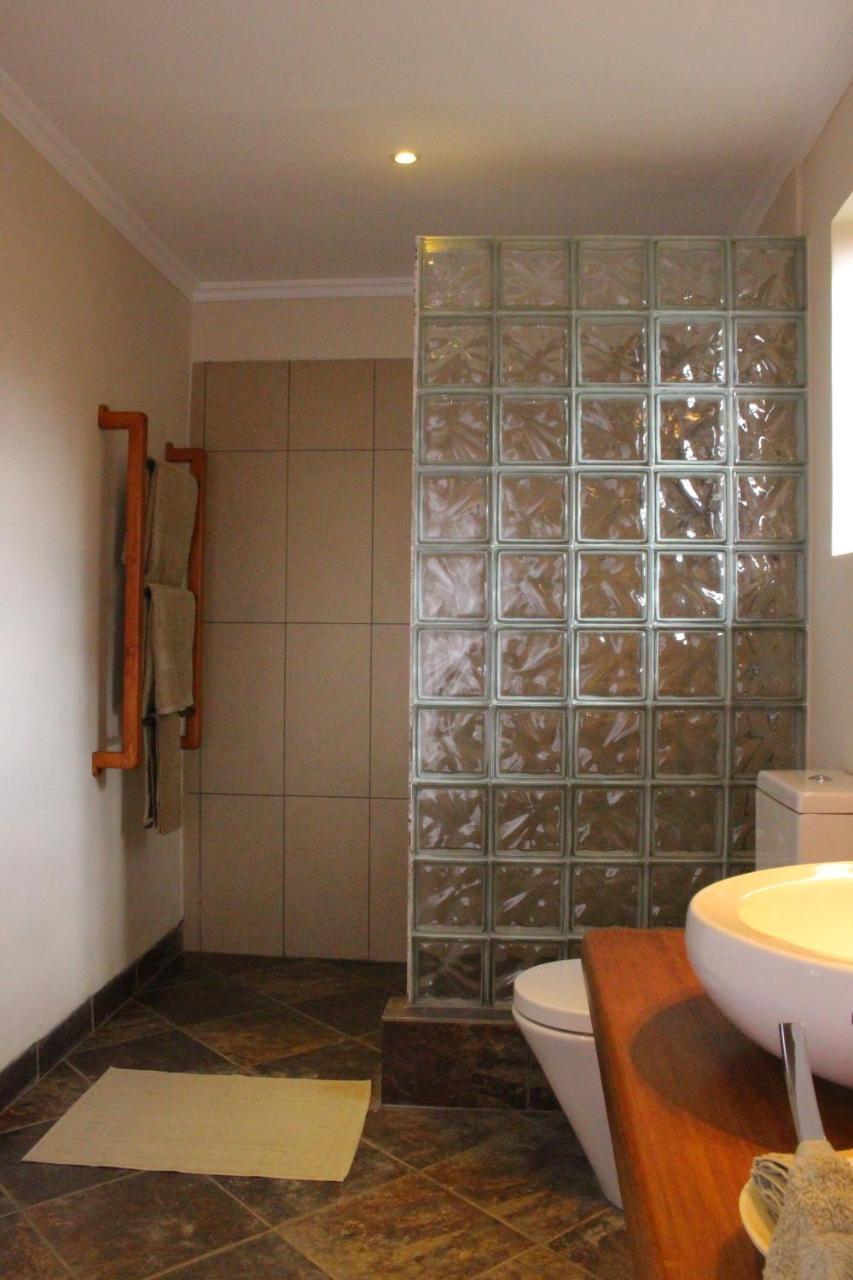 Le Rustique Hotel Nanyuki Kültér fotó